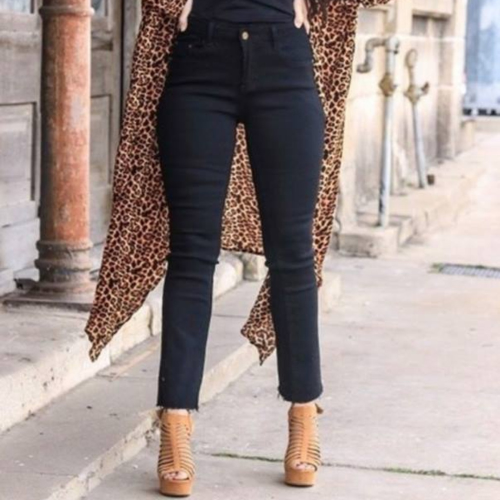 L and B Black Unhemmed Jeans - Picture 1 of 2
